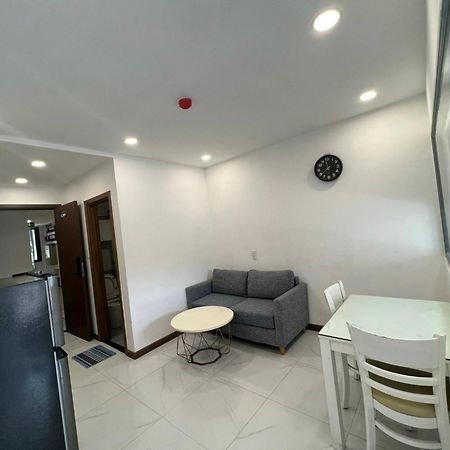 Smiley Apartment Quan 2 Thành Pho Ho Chí Minh Esterno foto